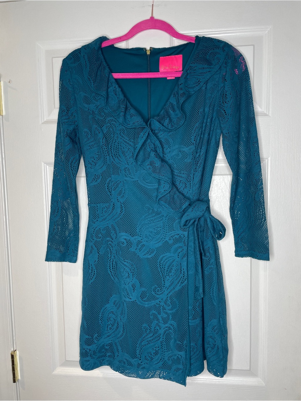 Lilly Pulitzer Lace Wrap Romper with Ruffle Detail size small